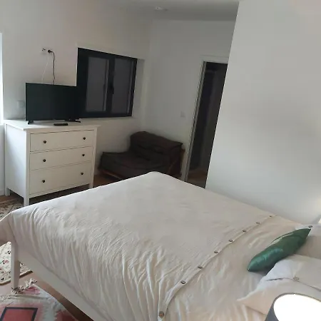 Mia Place